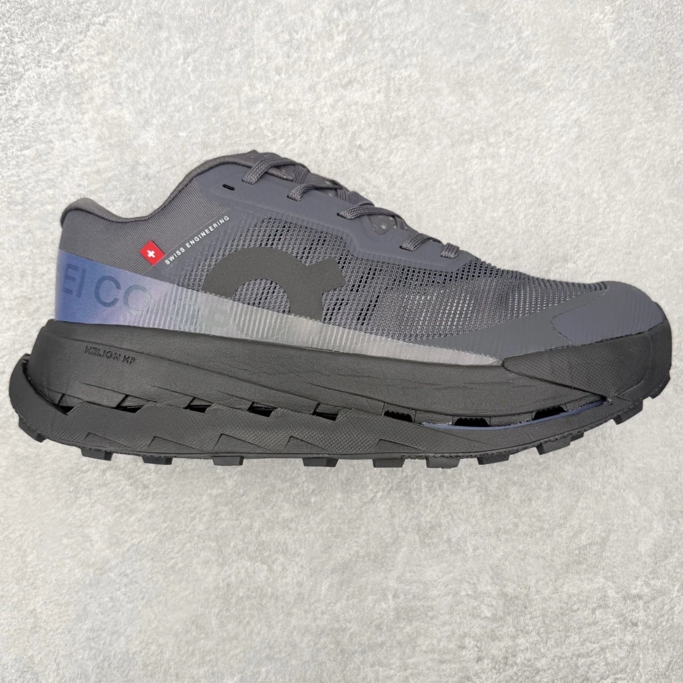 On Sneakers Mesh running with lugged outsole — Black and blue