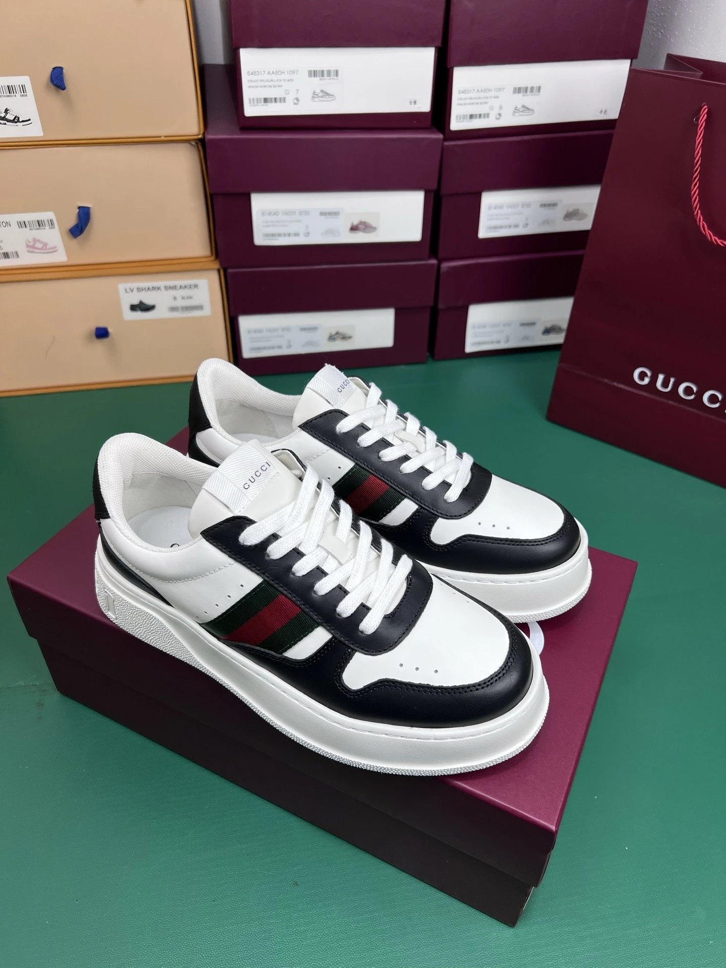 Gucci Sneakers Platform with Web Stripe — Black and white