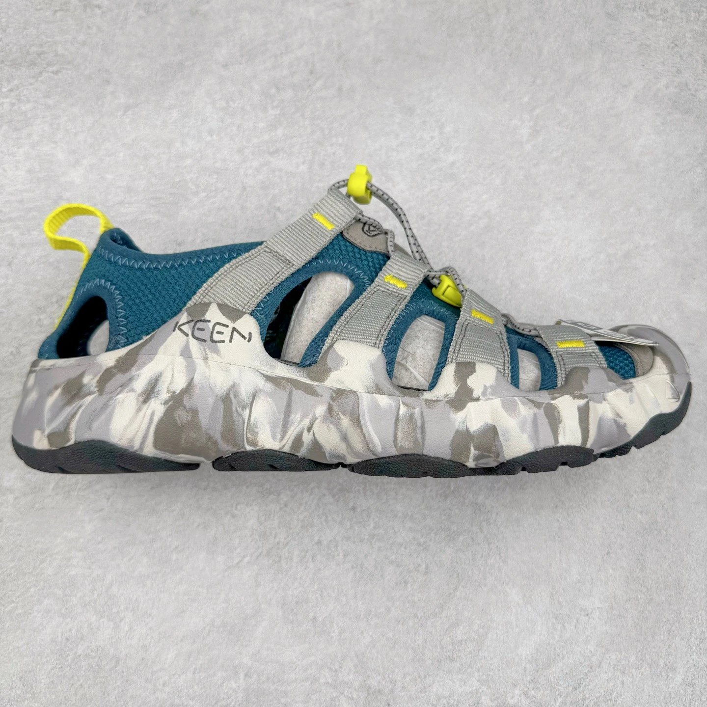 KEEN Sandals Hyperport H2 Closed-Toe Sport — Gray camouflage