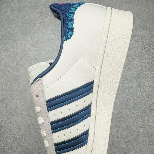 adidas Sneakers Superstar Shell Toe product detail image 34