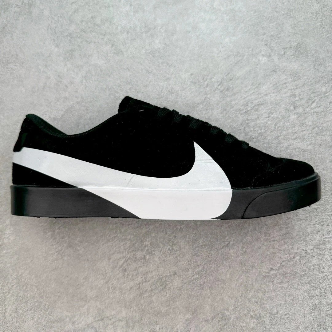 Nike Sneakers Blazer Low SD Trailblazer — Black and white