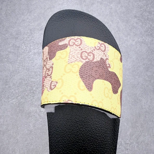Gucci Slippers Logo-Pattern Lug-Sole Slide product detail image 4