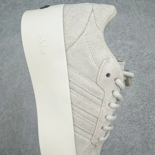 Adidas Sneakers Low-Top Three-Stripe Platform product detail image 42