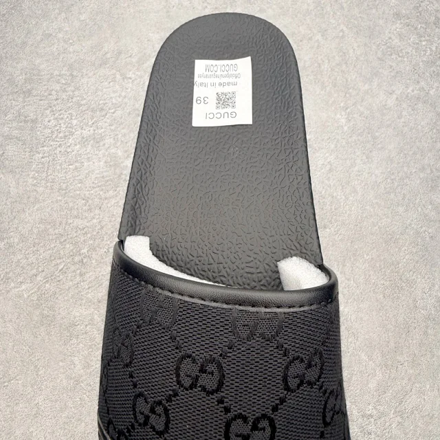 Gucci Slippers Logo-Pattern Lug-Sole Slide product detail image 14