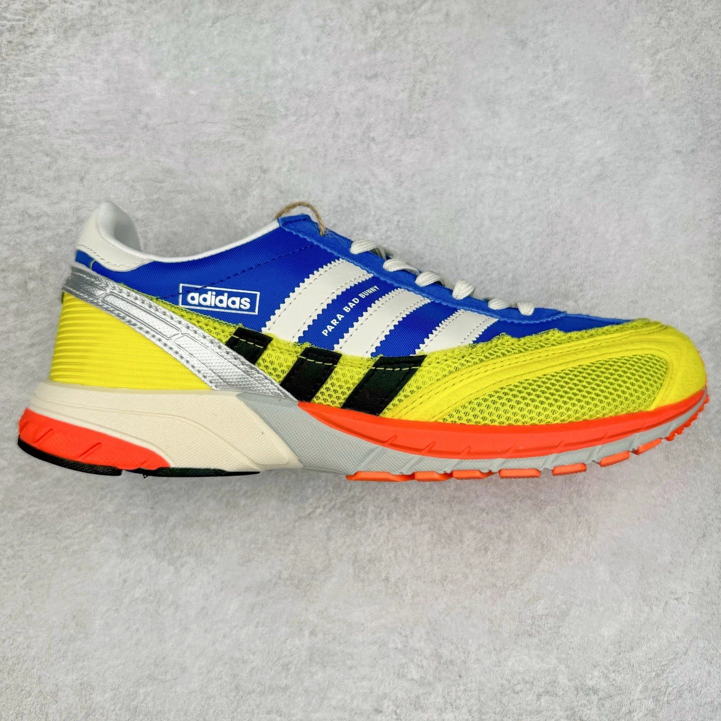 Adidas Sneakers Low-Top Mesh Three-Stripe — Red, yellow, and blue