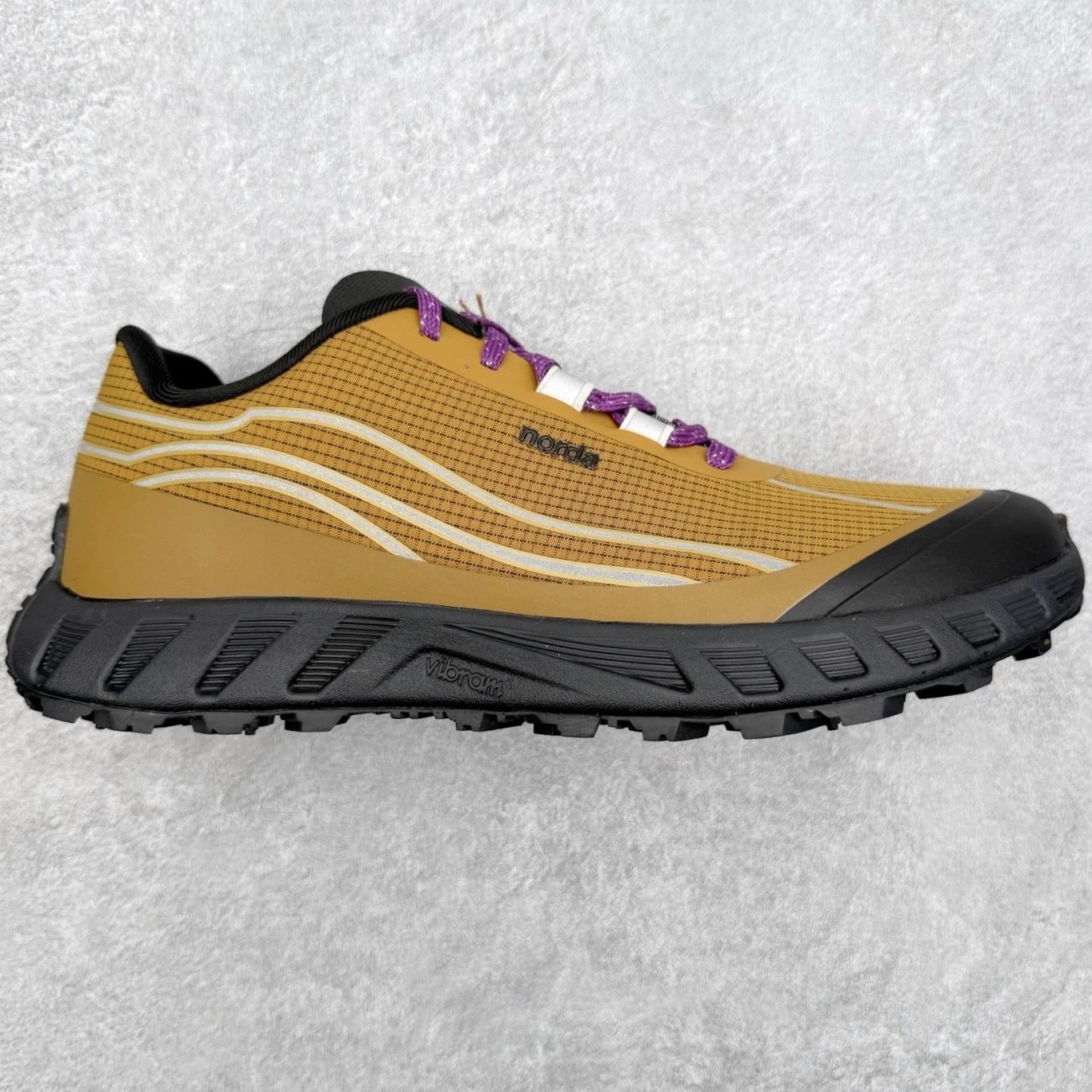Norda Sneakers 002 Trail Running — Yellow