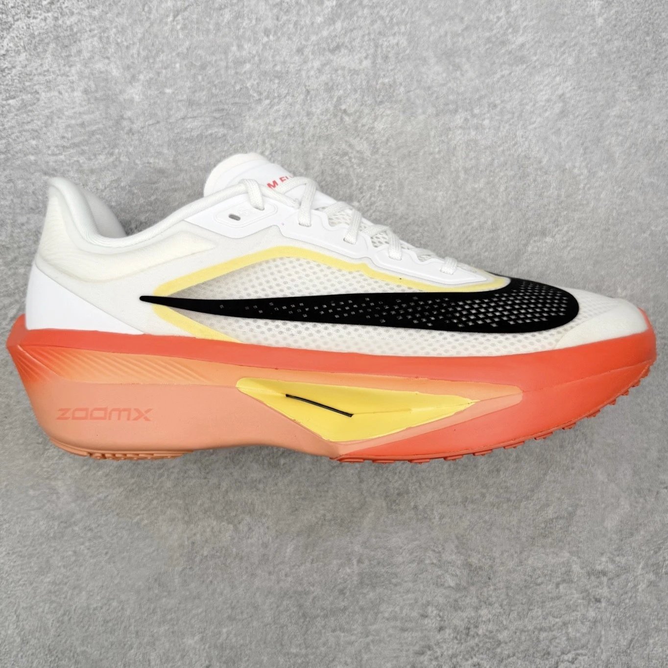 Nike Sneakers ZoomX running — White orange yellow