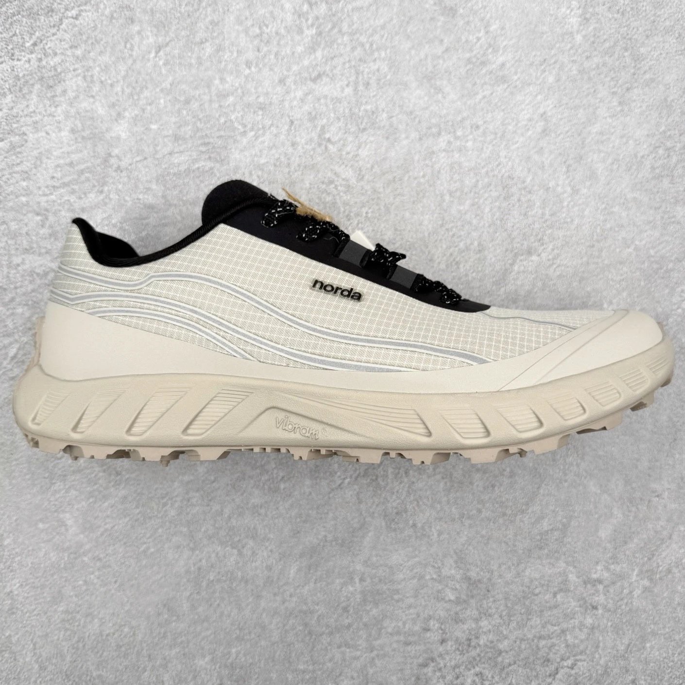 Norda Sneakers 002 trail running shoes — Beige