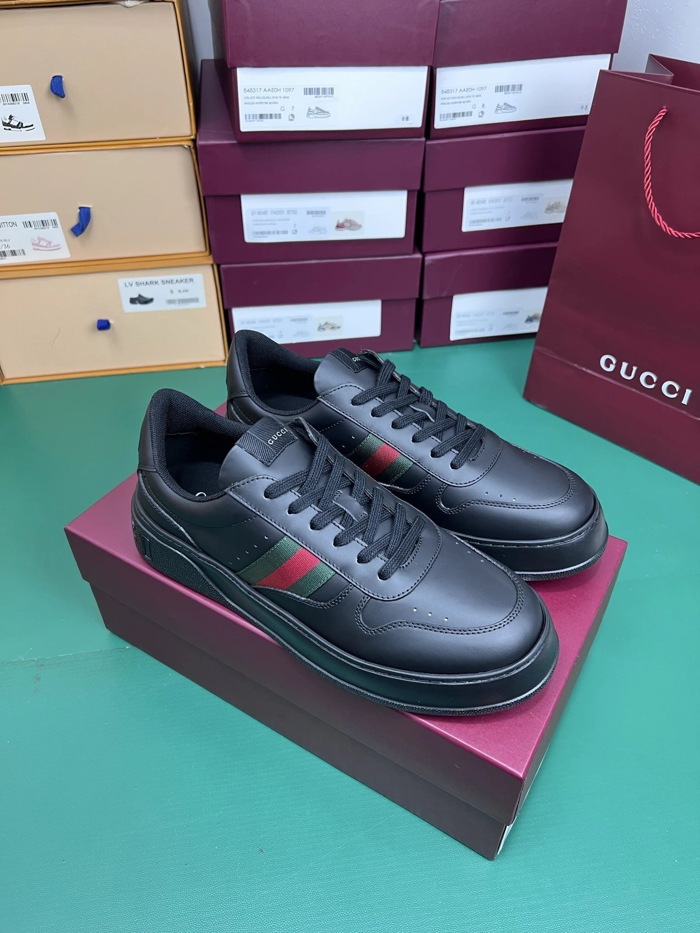Gucci Sneakers Platform with Web Stripe — Black