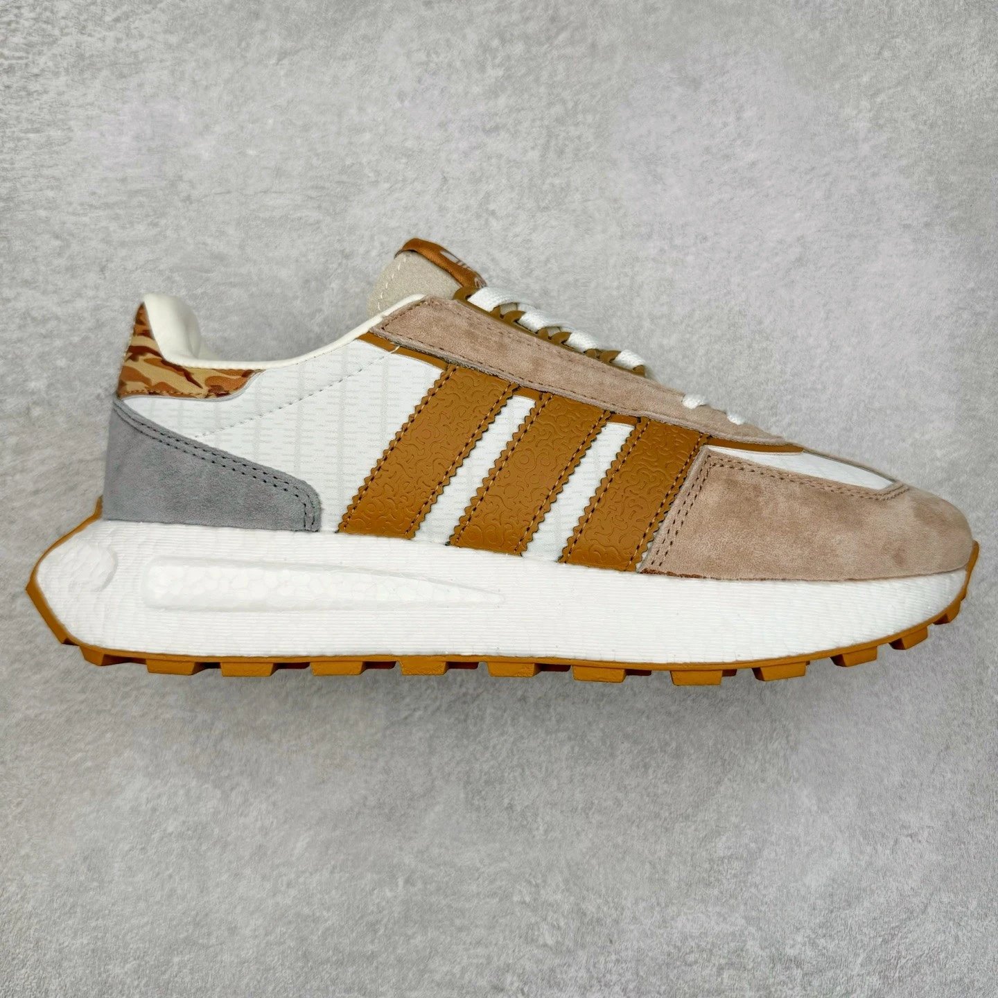 Adidas Sneakers Retropy E5 — White-brown