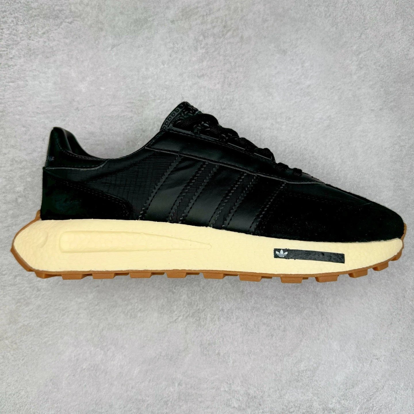 Adidas Sneakers Retropy E5 — Black black label