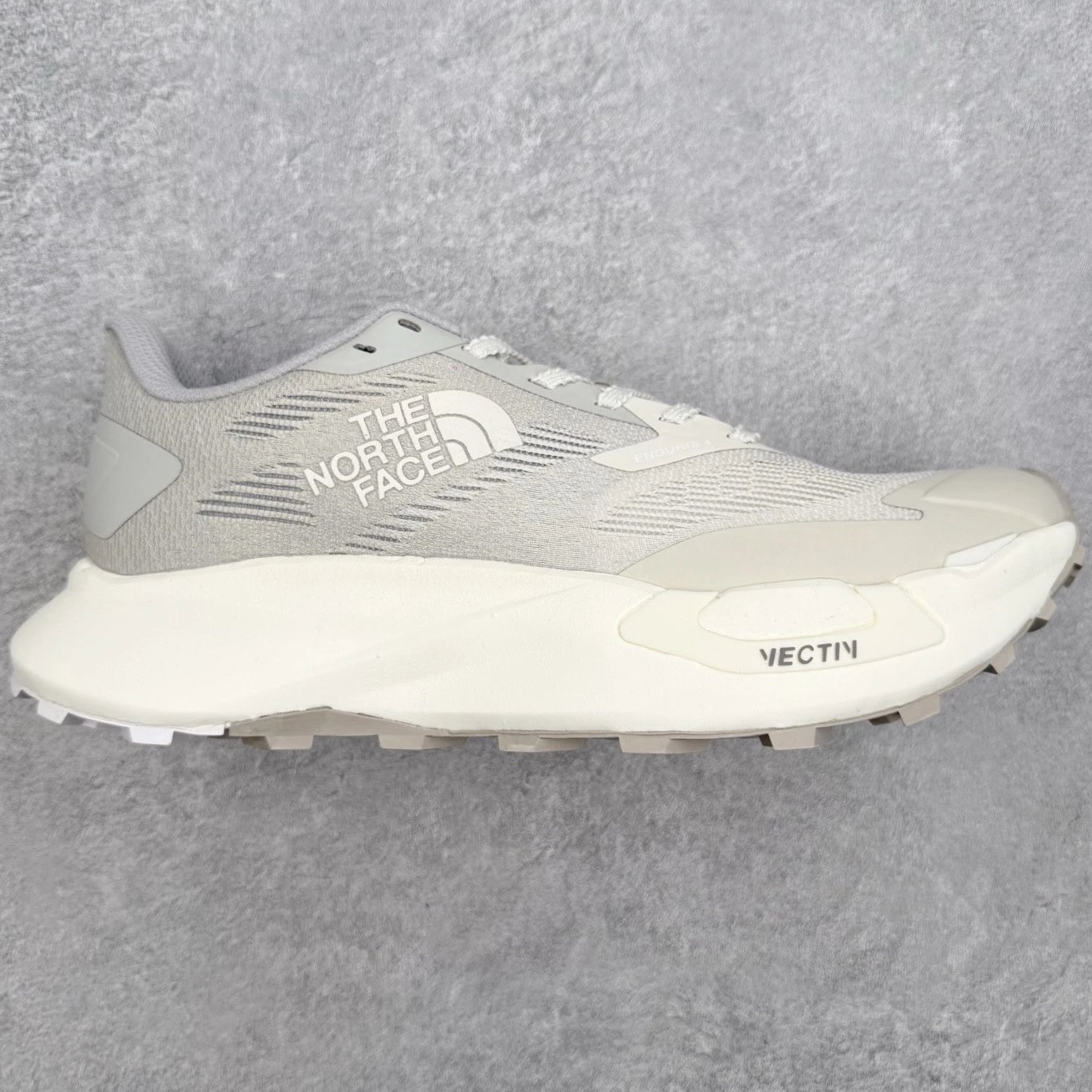The North Face Sneakers Vectiv Enduris 4 trail running shoes — gray
