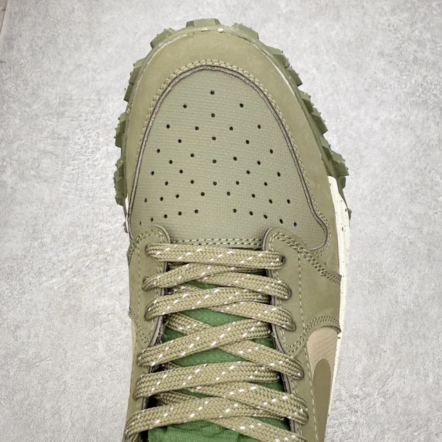Nike Sneakers Low-Top Trail with Lug Outsole product detail image 13