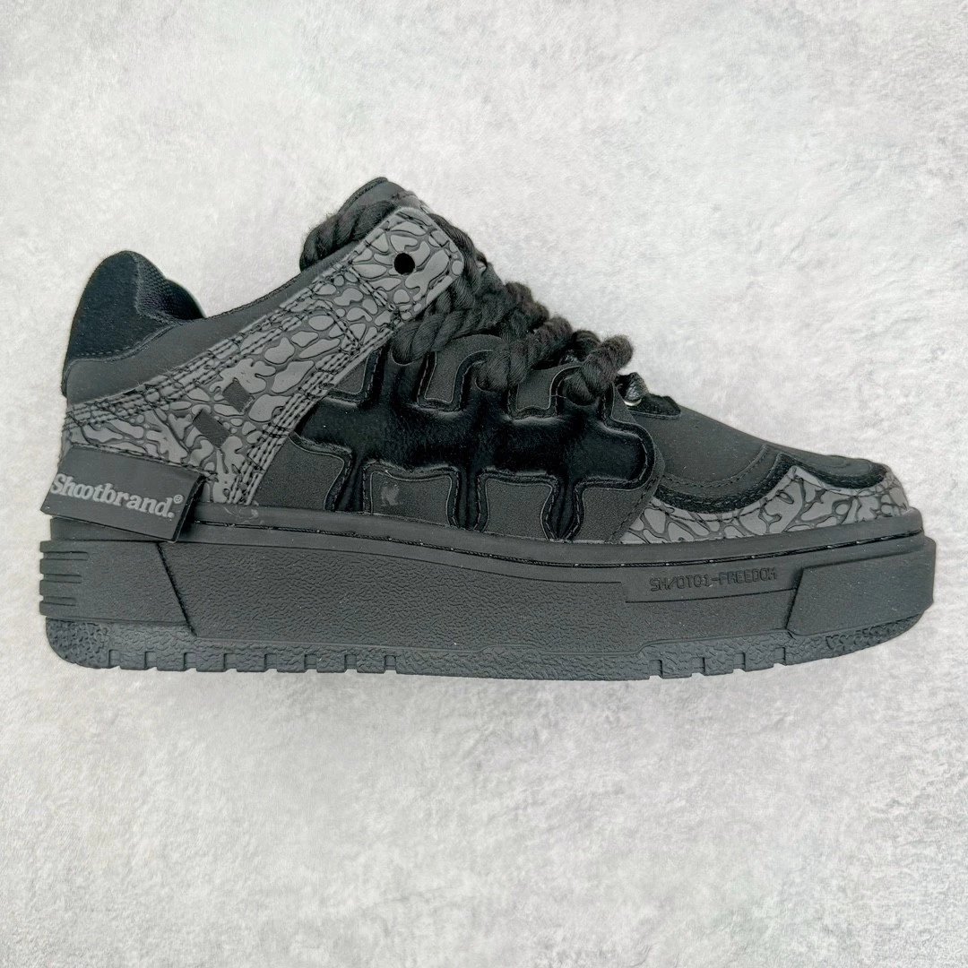 Shootbrand Sneakers Low-Top Wing-Embroidered Platform — Black and gray