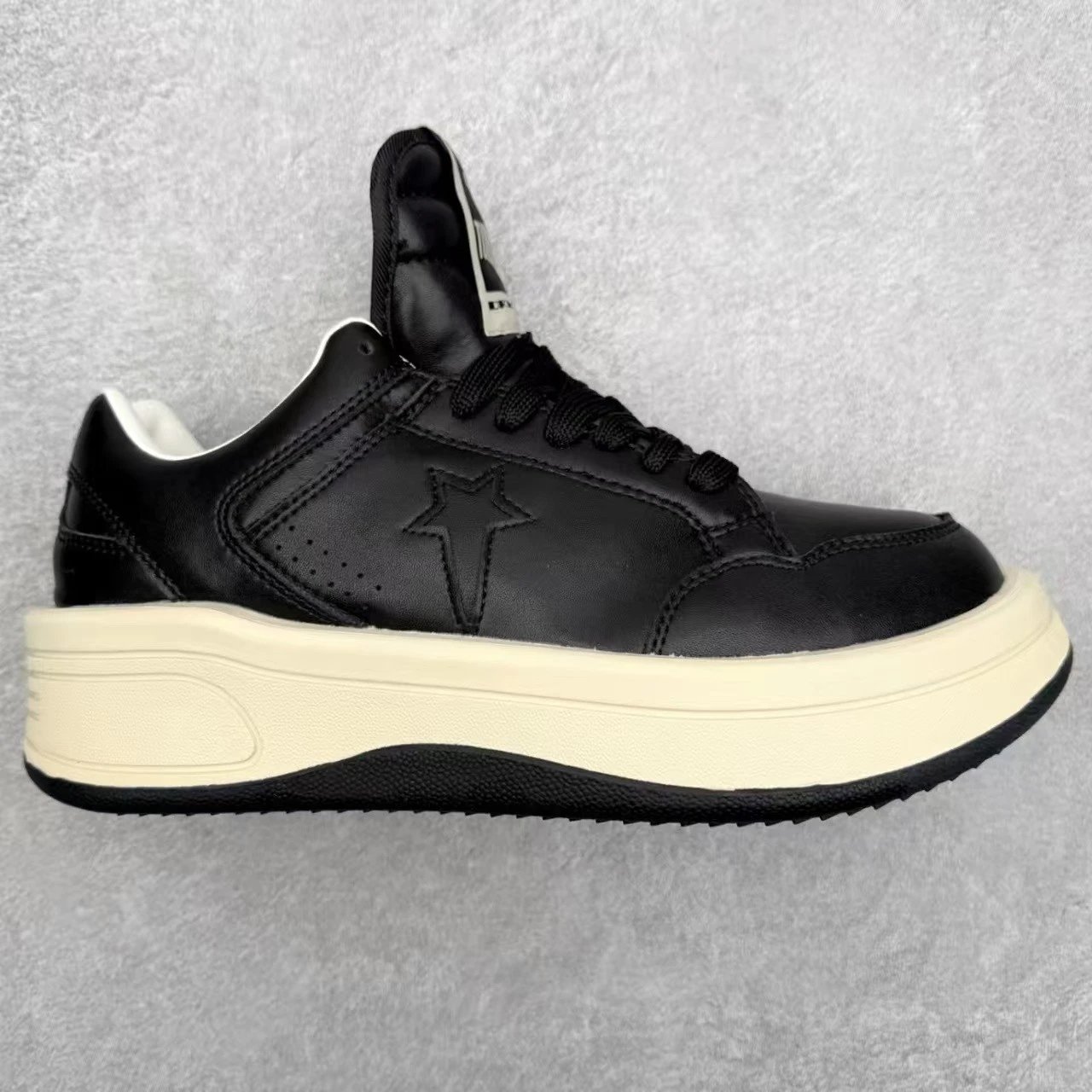 Unbranded Sneakers Platform lace-up with contrast toe caps — Black and white leather surface