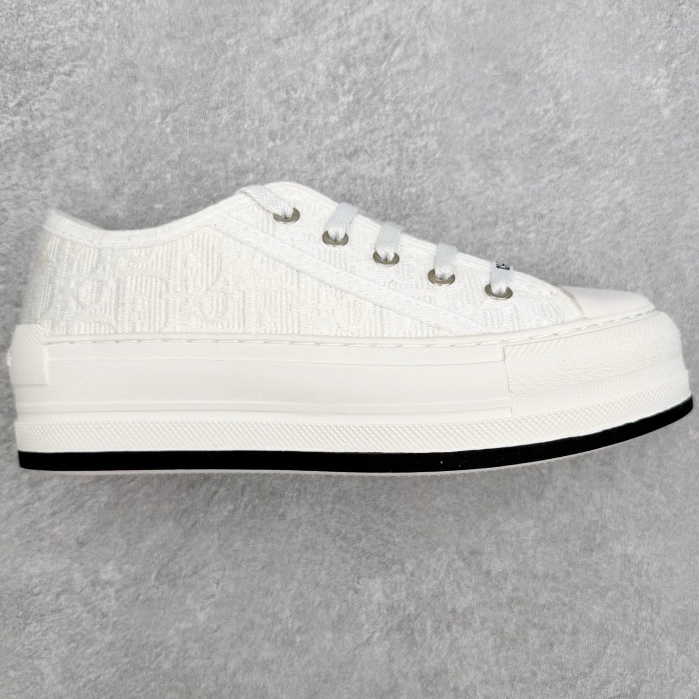 Dior Sneakers Low-Top Platform Canvas with Frayed Logo Strap — White embroidery