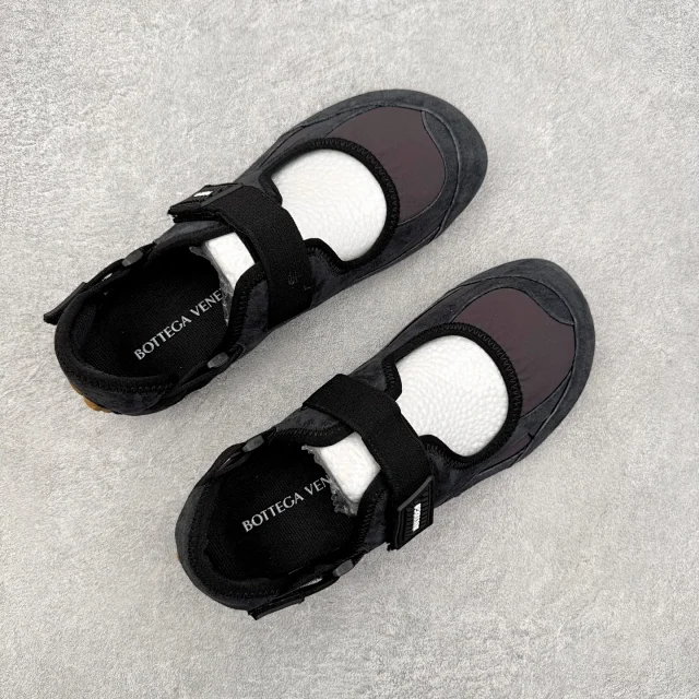 Bottega Veneta Casual Shoes Orbit Flash Velcro Mary Jane product detail image 21