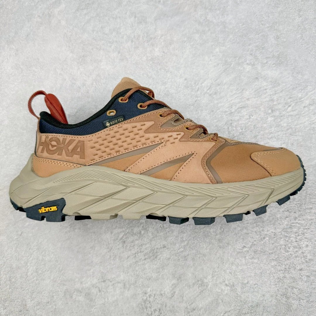 HOKA Sneakers Low-Top Trail with Lugged Vibram Soles — Coffee brown
