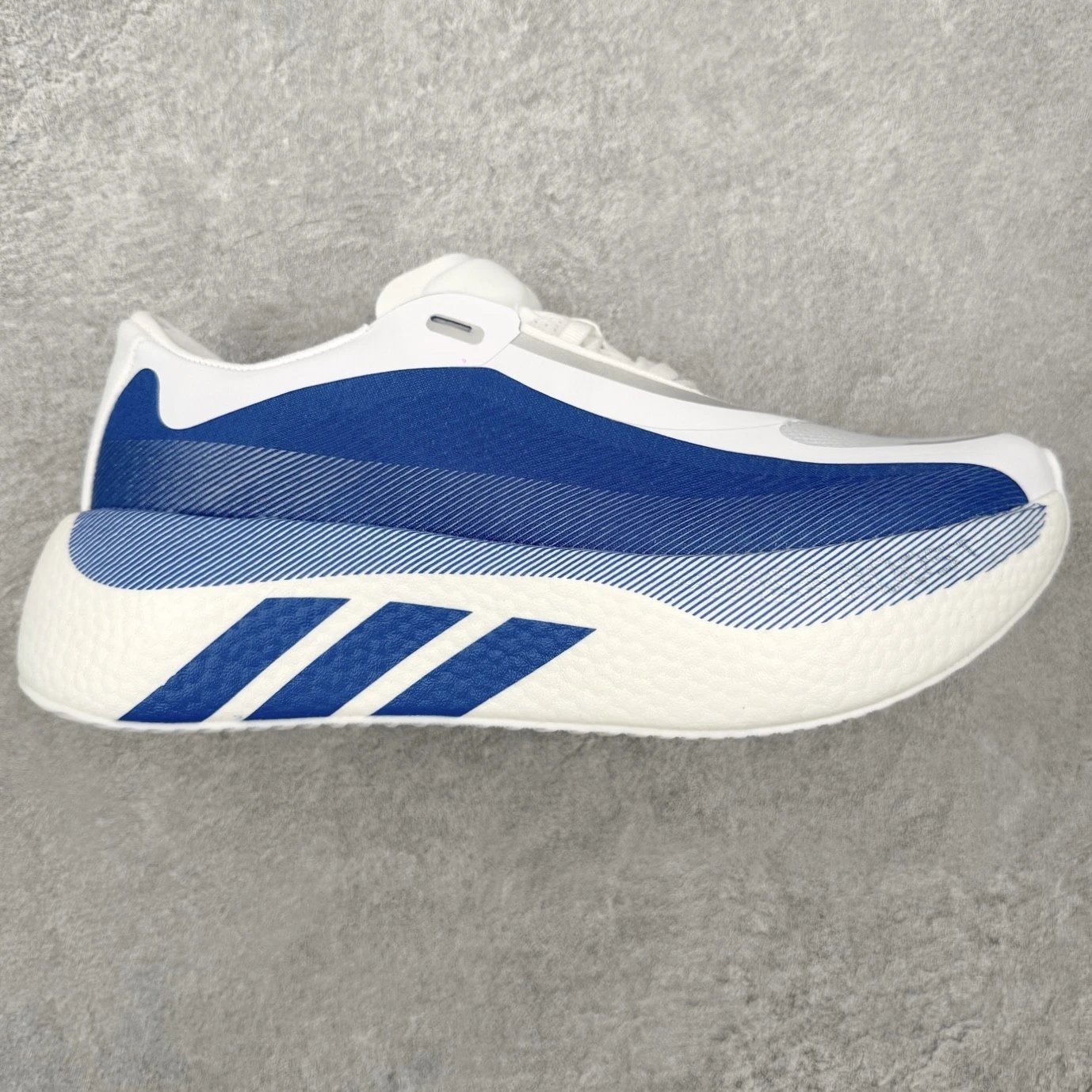 Adidas Sneakers Hyperboost running — White and blue