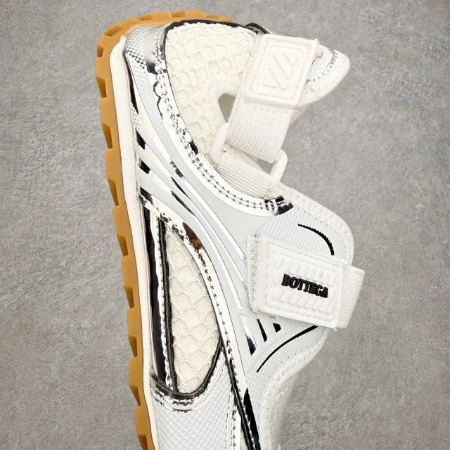 Bottega Veneta Casual Shoes Orbit Flash Velcro Mary Jane product detail image 15