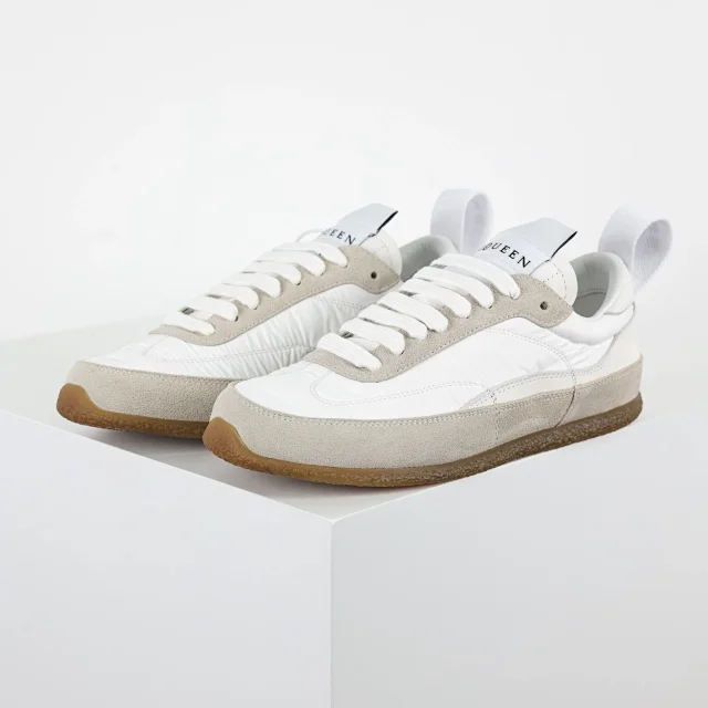 Alexander McQueen Sneakers Low-Top Nylon and Suede with Rear Pull Tabs product detail image 28