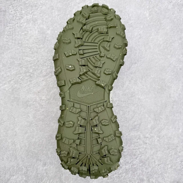 Nike Sneakers Low-Top Trail with Lug Outsole product detail image 18