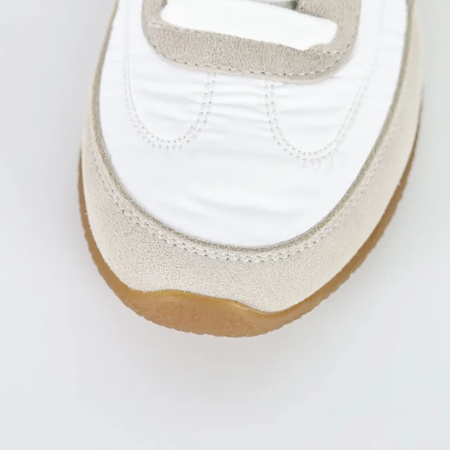 Alexander McQueen Sneakers Low-Top Nylon and Suede with Rear Pull Tabs product detail image 32
