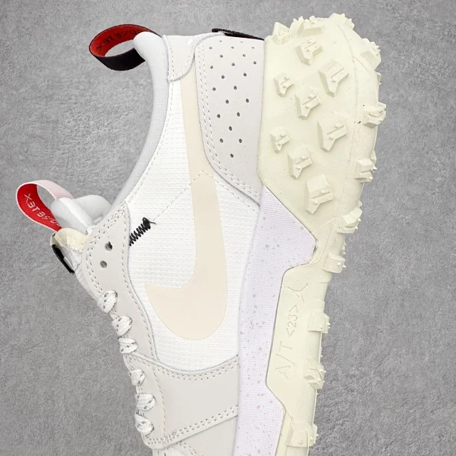 Nike Sneakers Low-Top Trail with Lug Outsole product detail image 34
