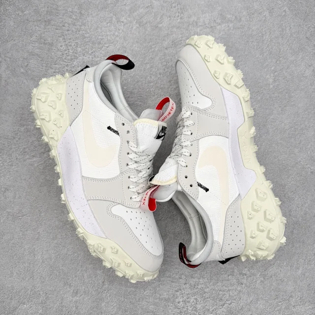 Nike Sneakers Low-Top Trail with Lug Outsole product detail image 30