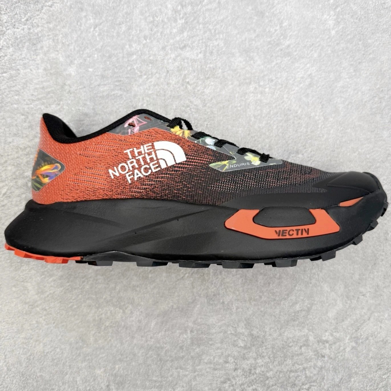 The North Face Sneakers Vectiv Enduris 4 trail running shoes — Black orange