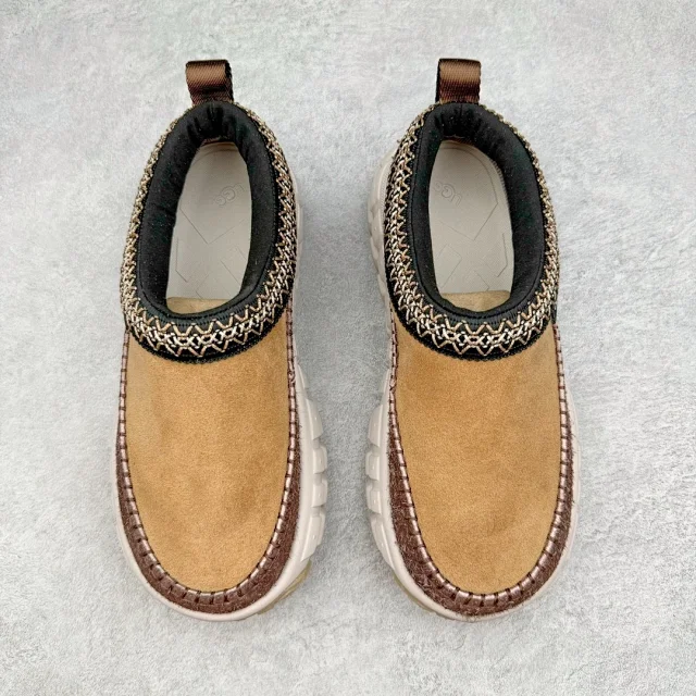 UGG Slippers Tasman Sport platform clog product detail image 2