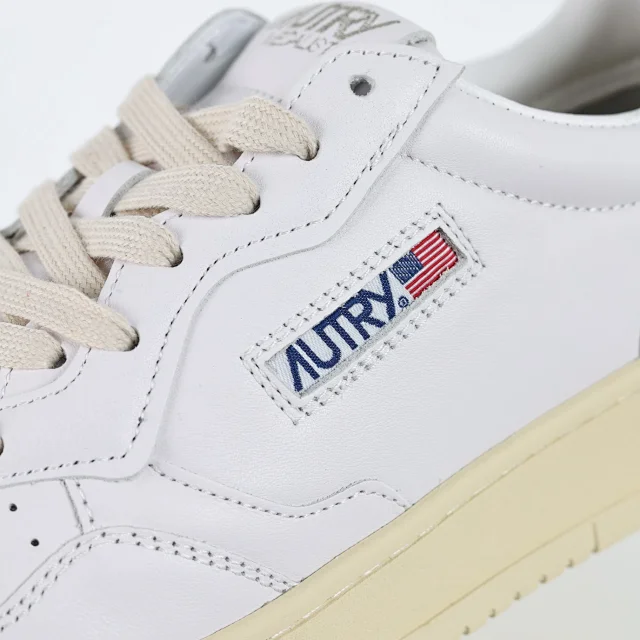 Autry Sneakers Medalist low-top leather product detail image 6