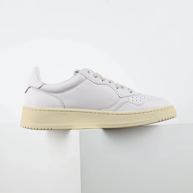 Autry Sneakers Medalist low-top leather product detail image 7