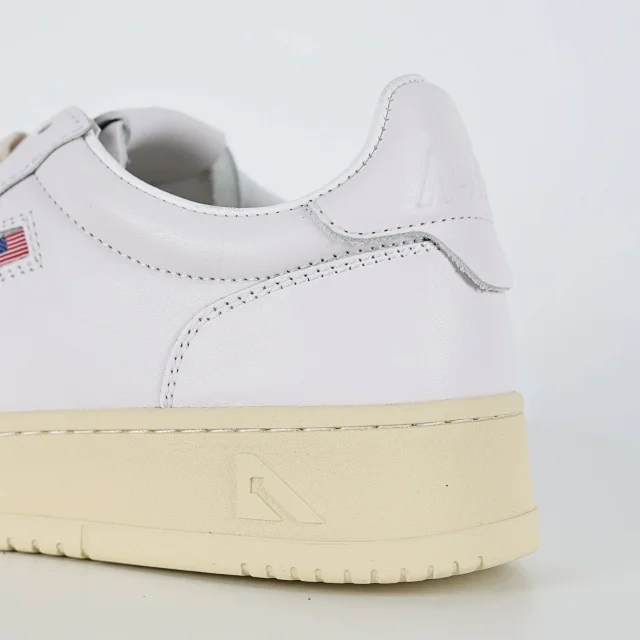 Autry Sneakers Medalist low-top leather product detail image 4