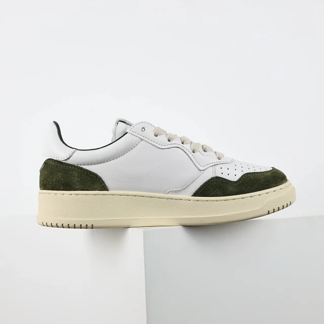 Autry Sneakers Medalist low-top leather product detail image 52
