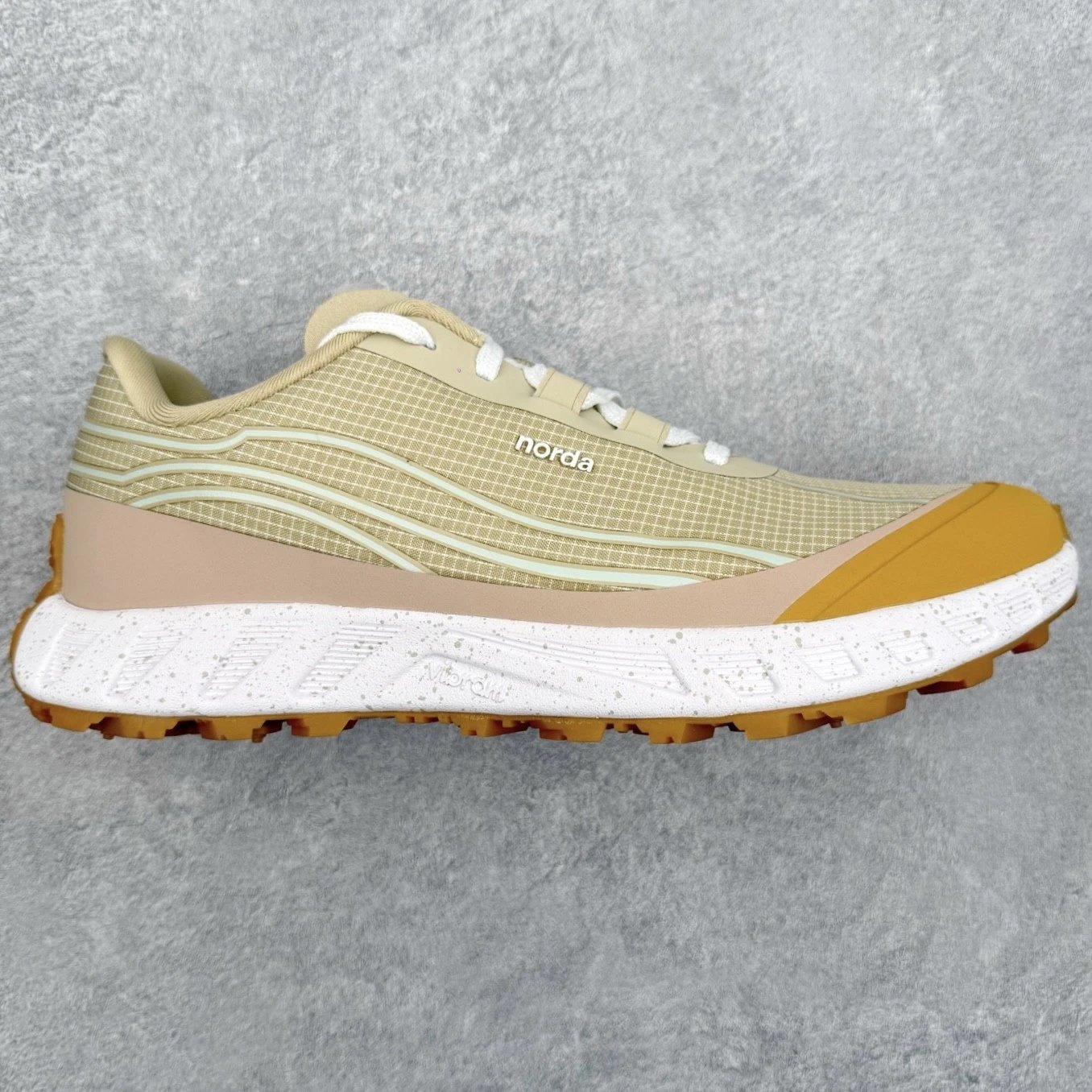 Norda Sneakers 002 Trail Running — Green yellow