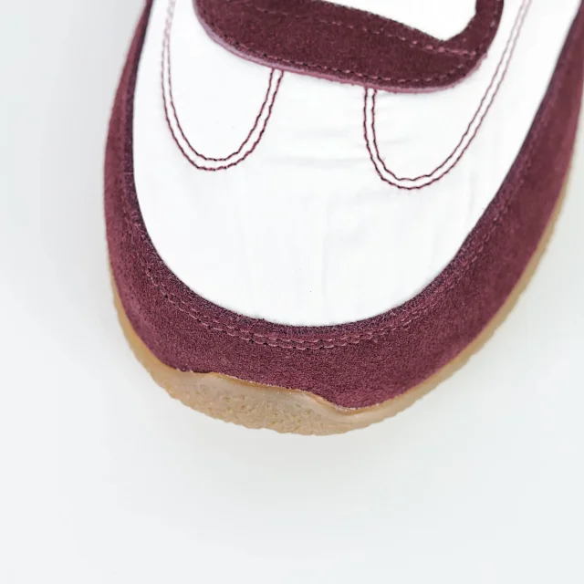 Alexander McQueen Sneakers Low-Top Nylon and Suede with Rear Pull Tabs product detail image 5