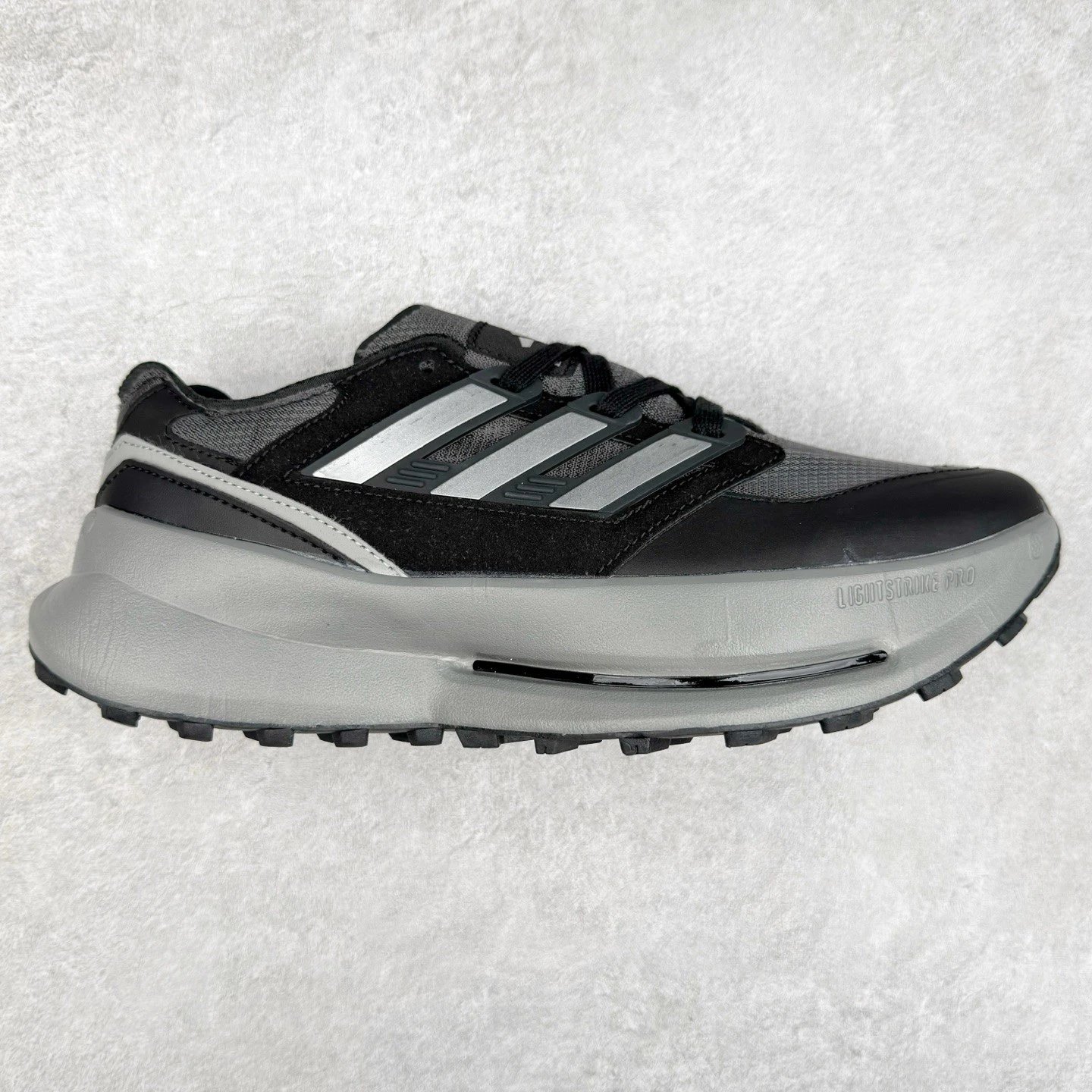 Unbranded Sneakers Low-top thick-soled with three-stripe side panels — Black, gray, and silver