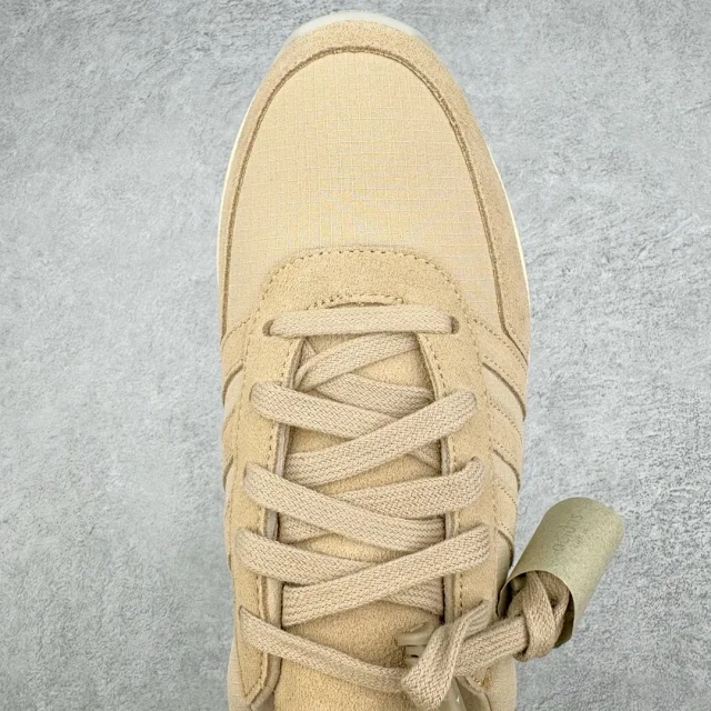 Adidas Sneakers Low-Top Three-Stripe Platform product detail image 13