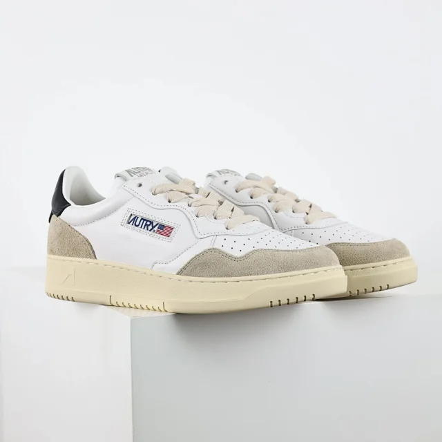 Autry Sneakers Medalist low-top leather product detail image 57