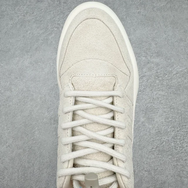 Adidas Sneakers Low-Top Three-Stripe Platform product detail image 40