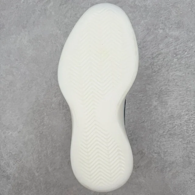 Adidas Sneakers Low-Top Three-Stripe Platform product detail image 54