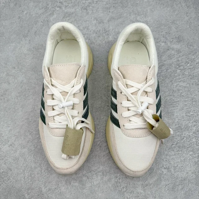 Adidas Sneakers Low-Top Three-Stripe Platform product detail image 2