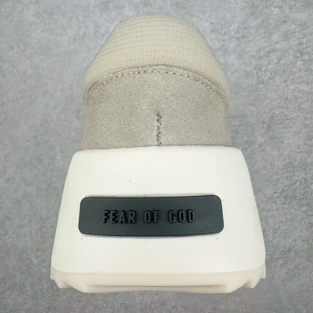 Adidas Sneakers Low-Top Three-Stripe Platform product detail image 26
