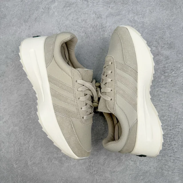 Adidas Sneakers Low-Top Three-Stripe Platform product detail image 21