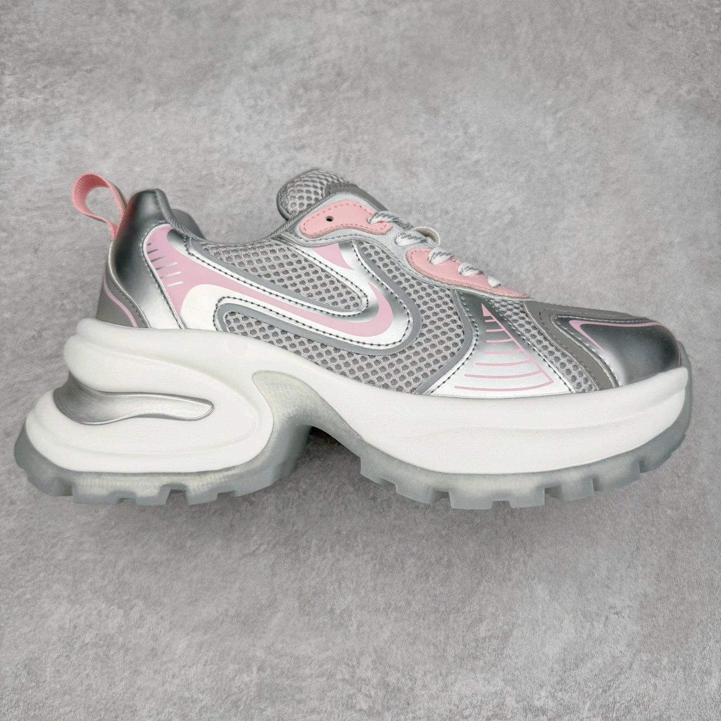 Unbranded Sneakers Mesh chunky with segmented platform sole — Powder silver