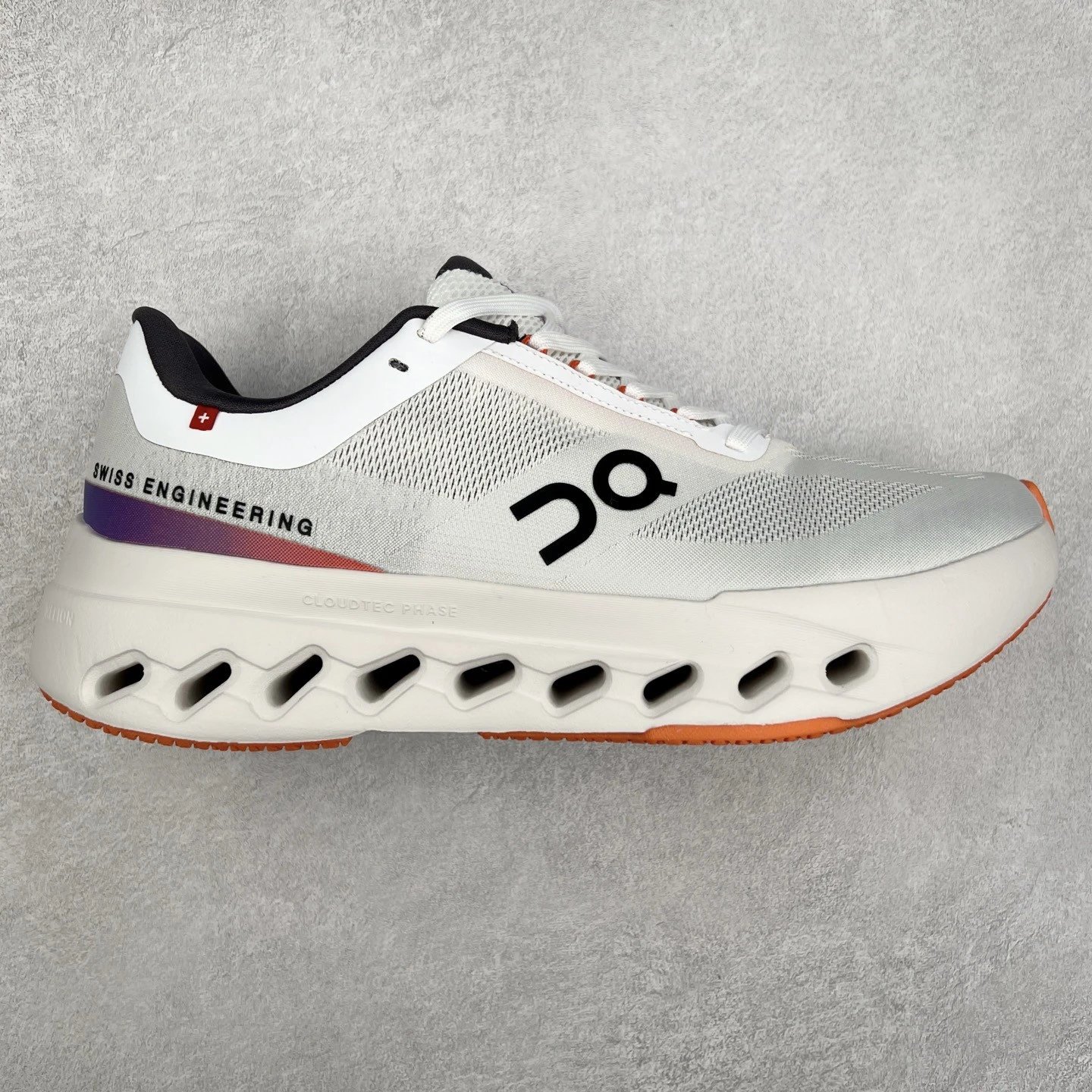 On Sneakers Cloudsurfer Next — Gray-Orange