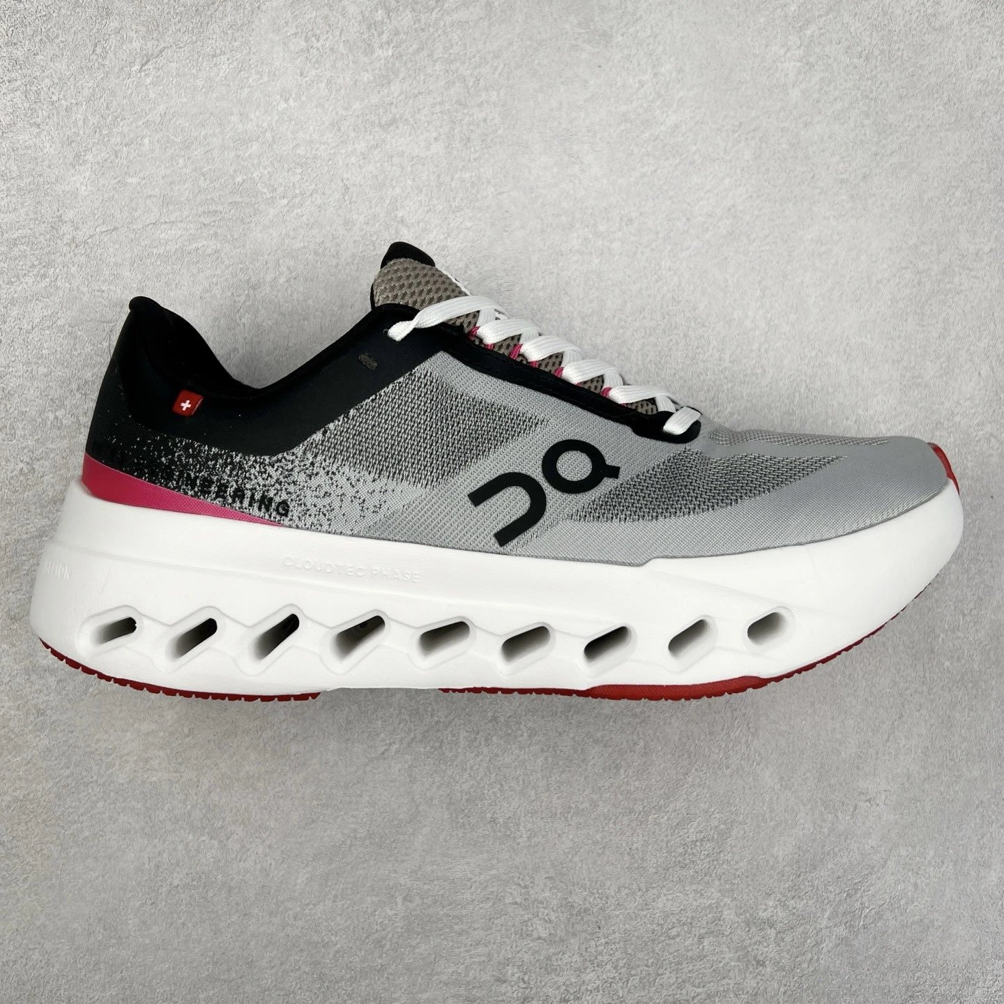 On Sneakers Cloudsurfer Next — Gray-black