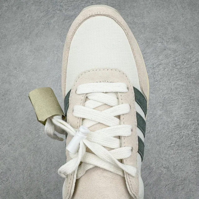 Adidas Sneakers Low-Top Three-Stripe Platform product detail image 4