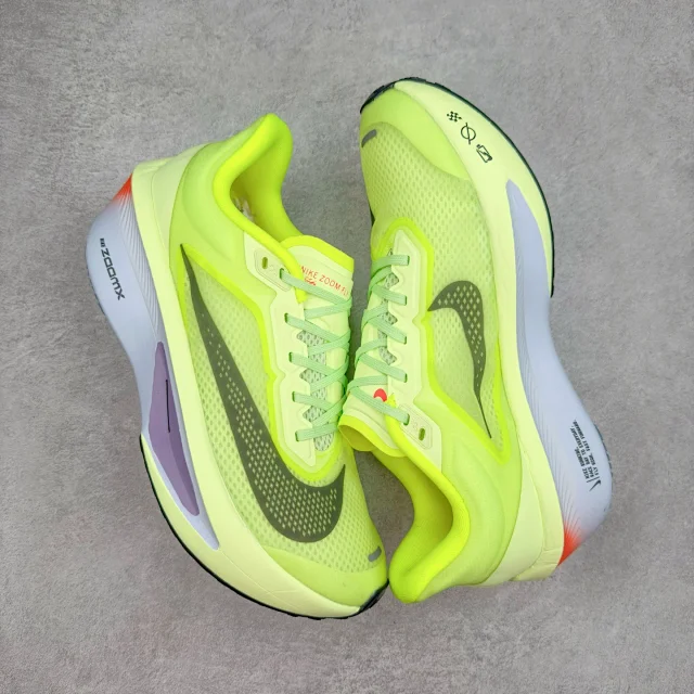 Nike Sneakers ZoomX low-top running with mesh upper and thick foam sole product detail image 57